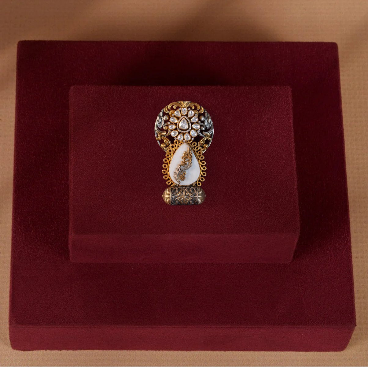 Moonlit pendant
