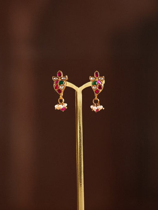 Thannizhal Earring