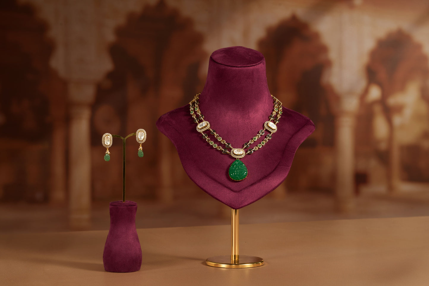 Nithilam Neckwear Set