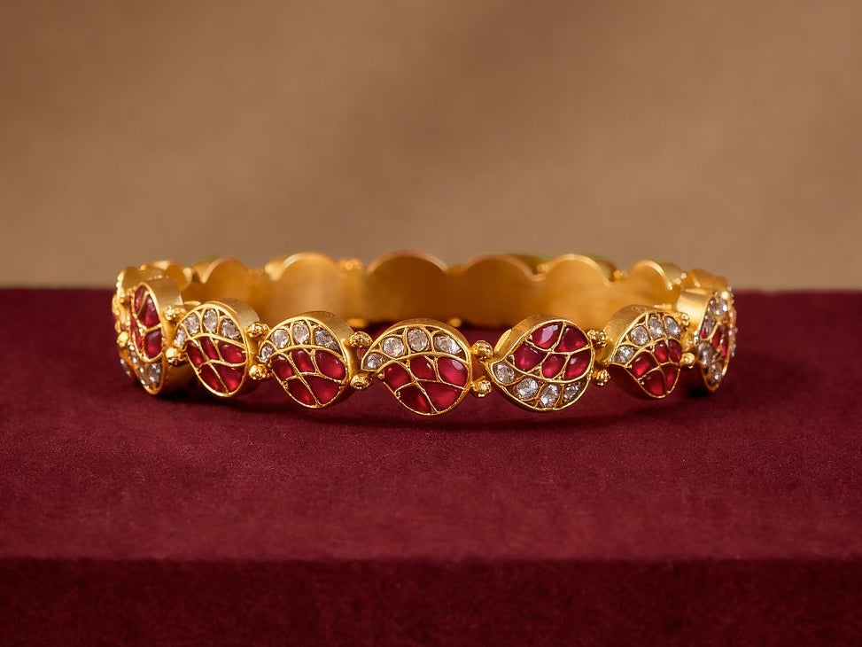 Sarvam Bangle