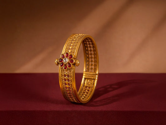 Senthamarai Bangle