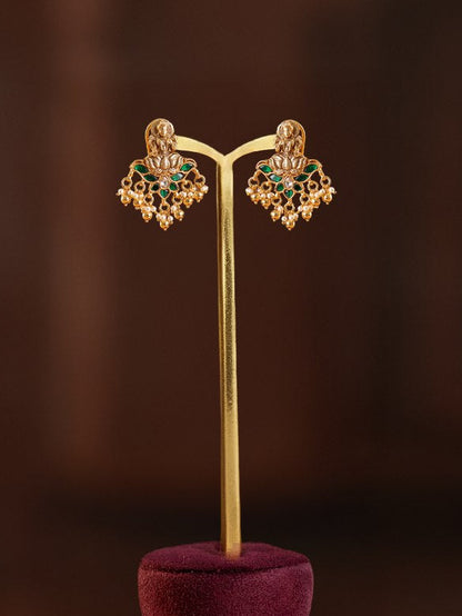 Sezhumai Earring