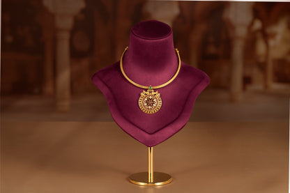 Mughil Necklace