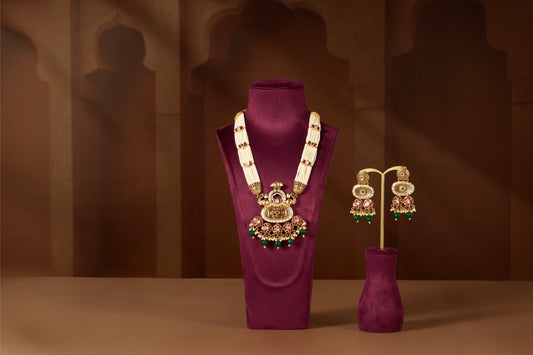 Venpani Necklace