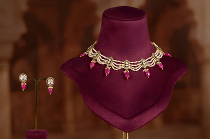 Punal Necklace