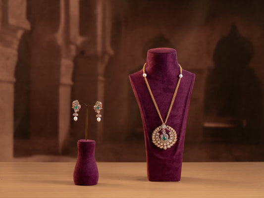 Thulirmalar Neckwear Set