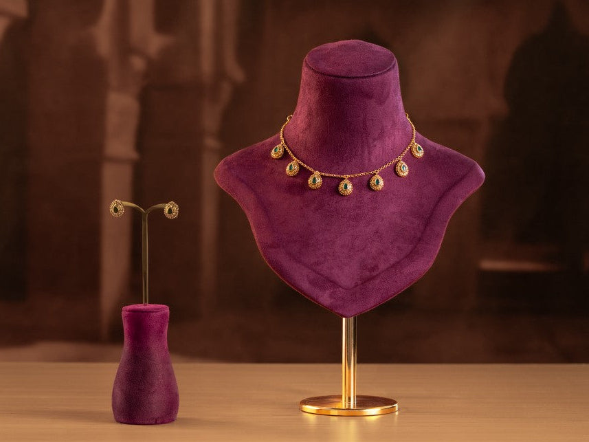 Amirtham Neckwear Set