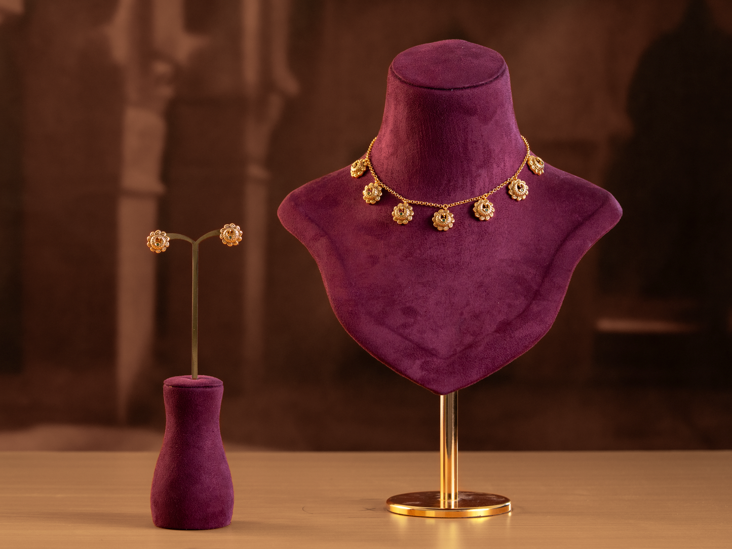 Azhagiyal Neckwear Set