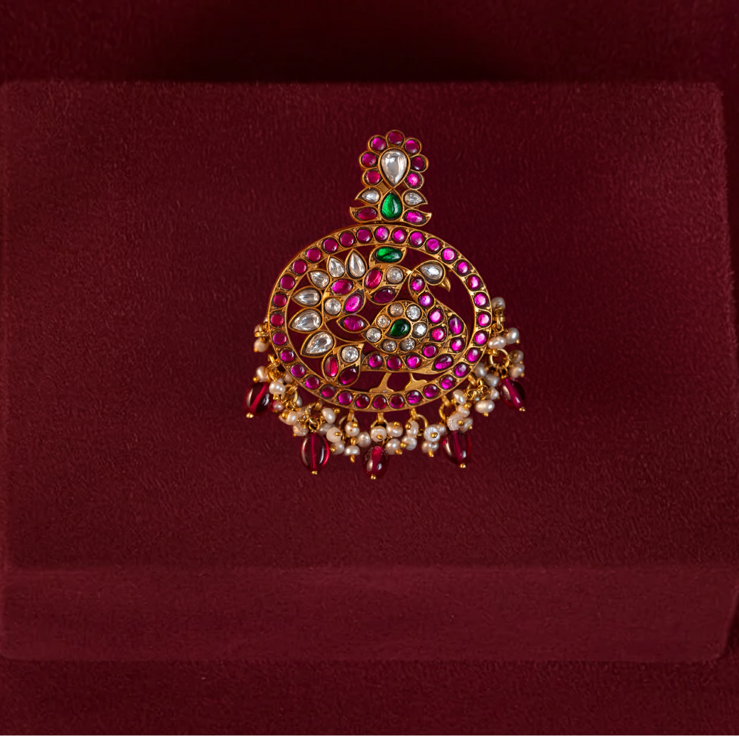 Sarvam pendant