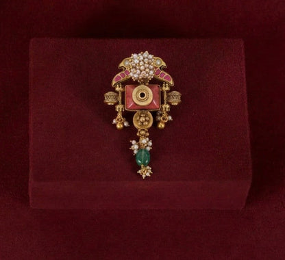 Poovai Pendant