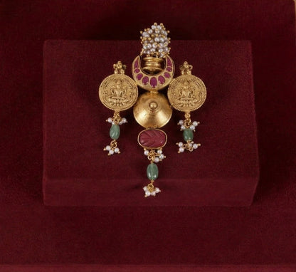 Kaarthigai Pendant