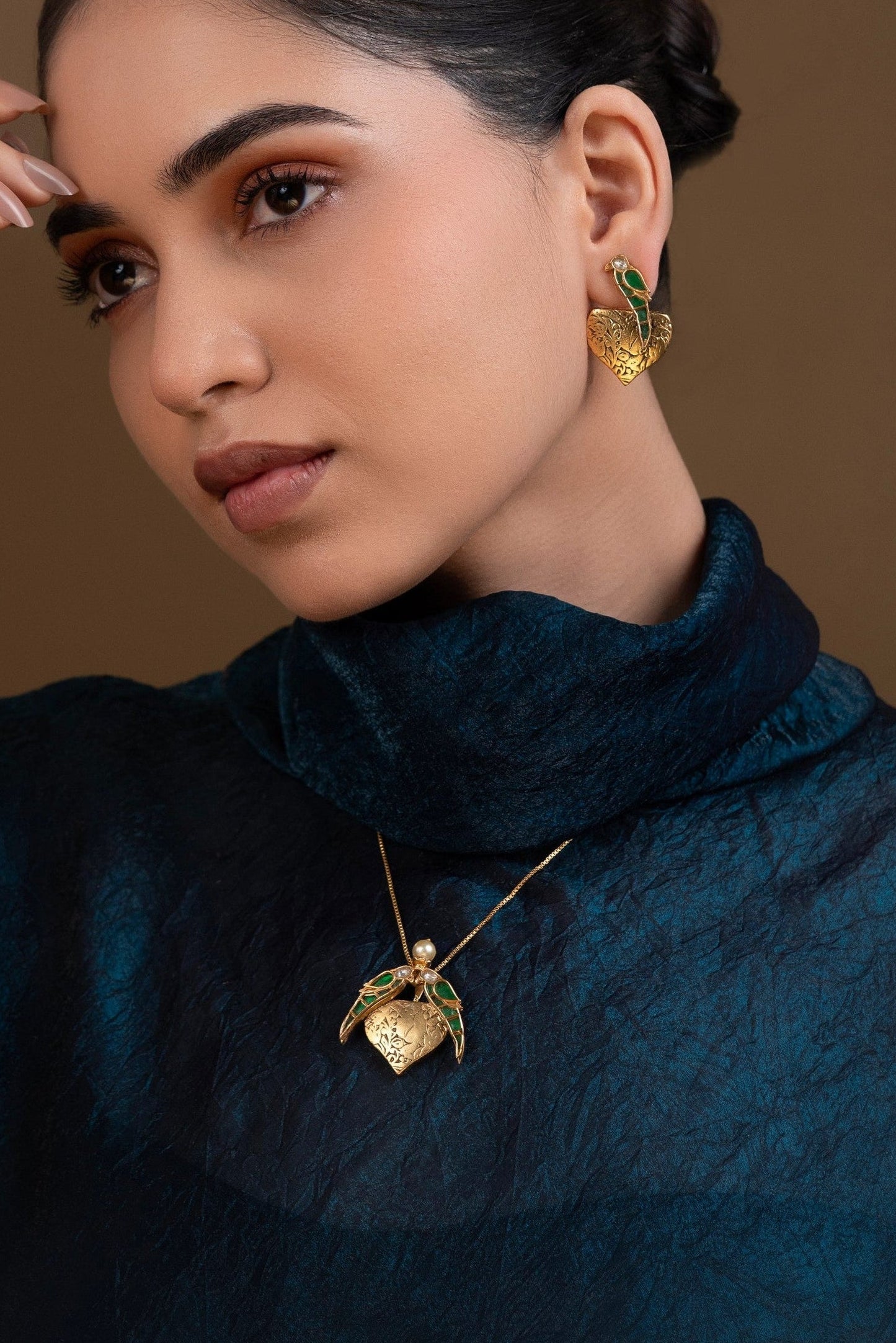 Matilda Neckwear set