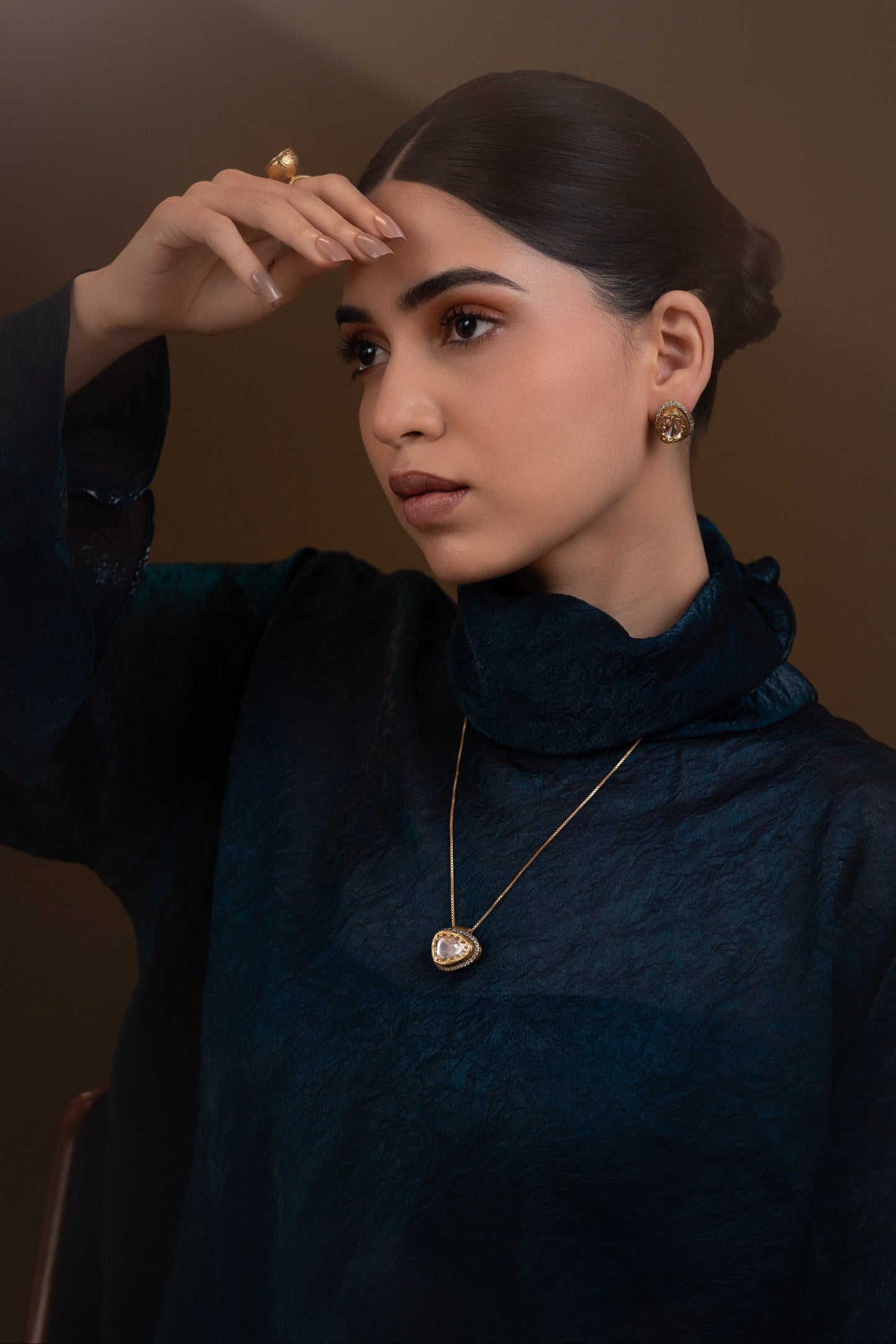 Elaria Neckwear set
