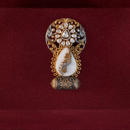 Moonlit pendant